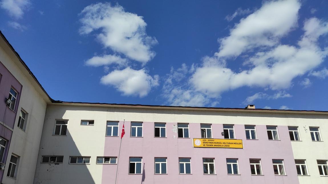 Öğretmen Nurgül Gelturan Mesleki ve Teknik Anadolu Lisesi Fotoğrafı